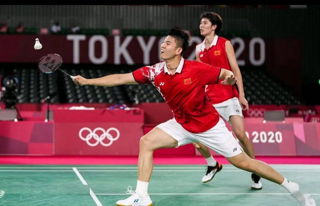 印尼队完胜马来西亚队,黄鸭组合刷新纪录 印尼队完胜马来西亚队,黄鸭组合刷新纪录