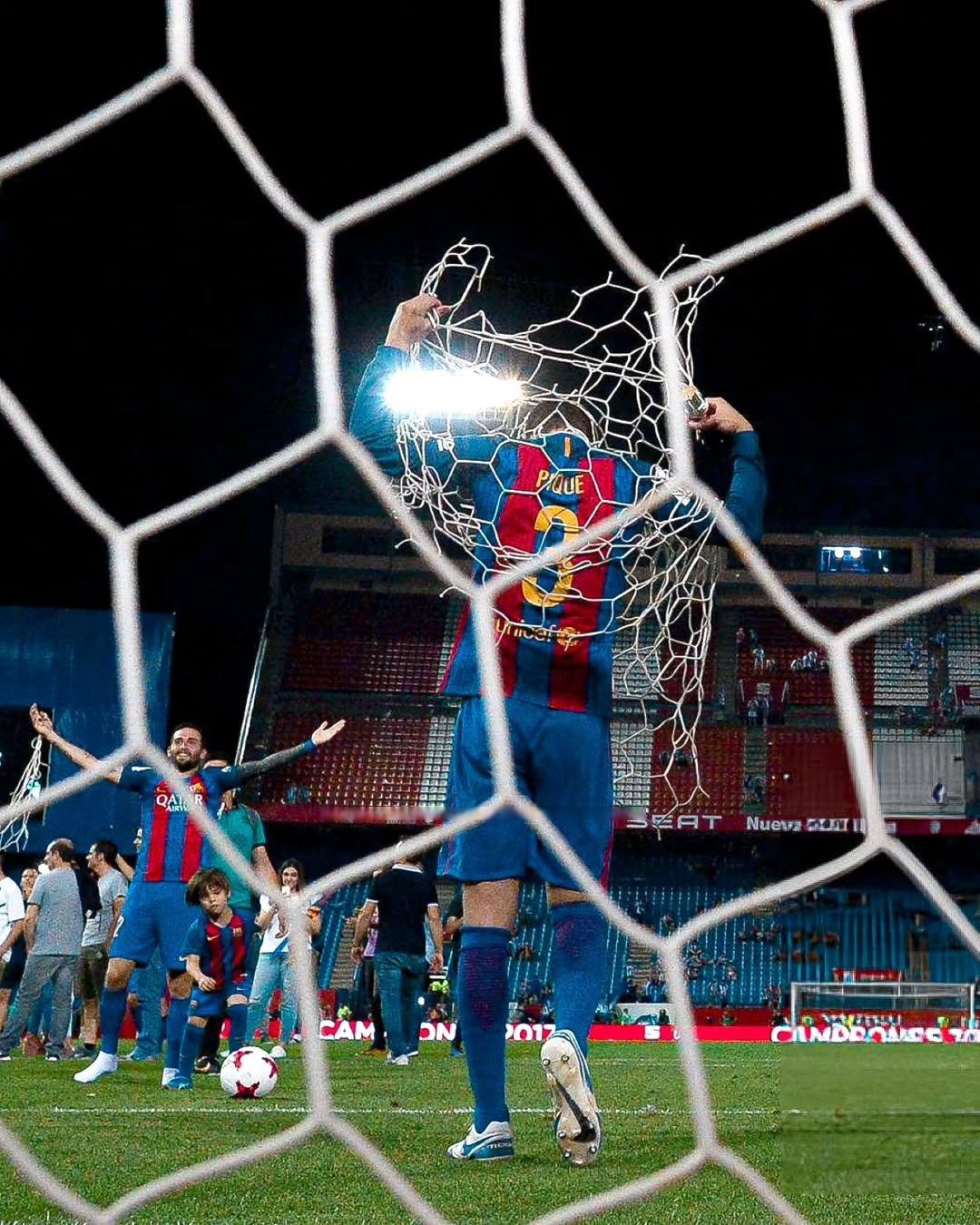 美国险胜阿根廷，莫德里奇点燃赛场