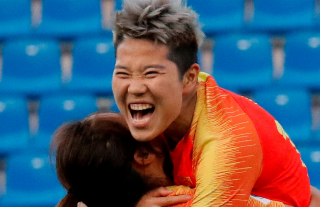 泰国队横扫德国队，郑思维惊艳四座