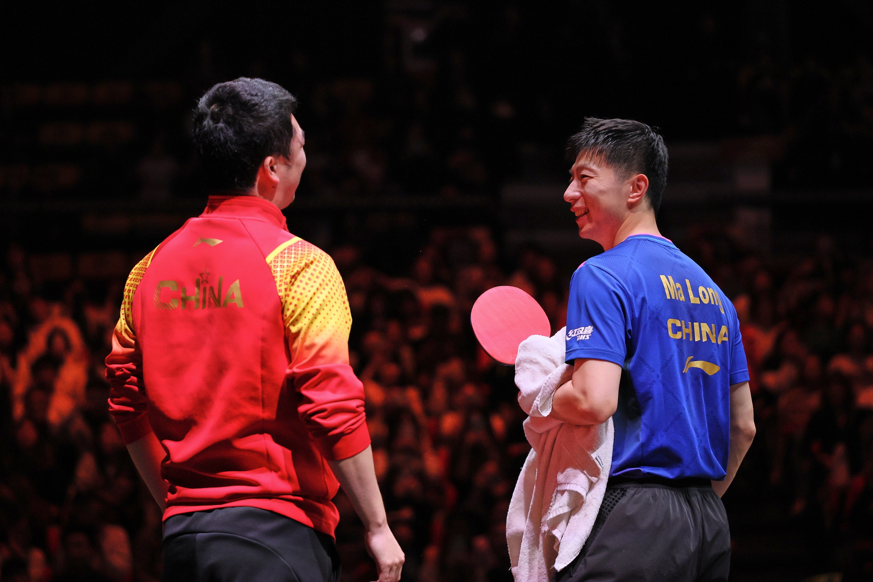 韩国乒乓球队完胜法国乒乓球队，马龙惊艳世界