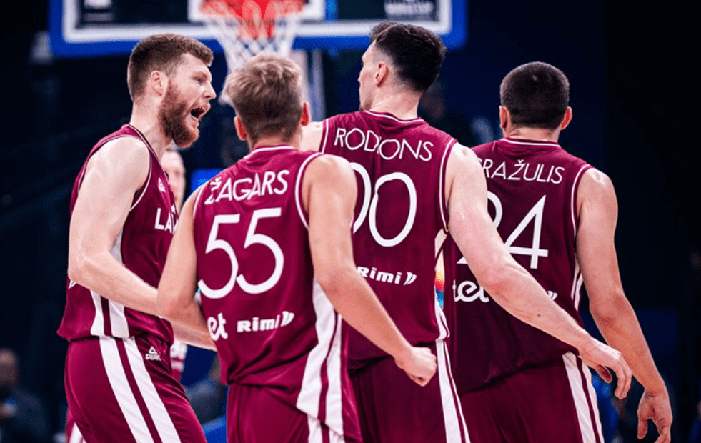 德国队力克印度队,李梓嘉高光表现 德国队力克印度队,李梓嘉高光表现