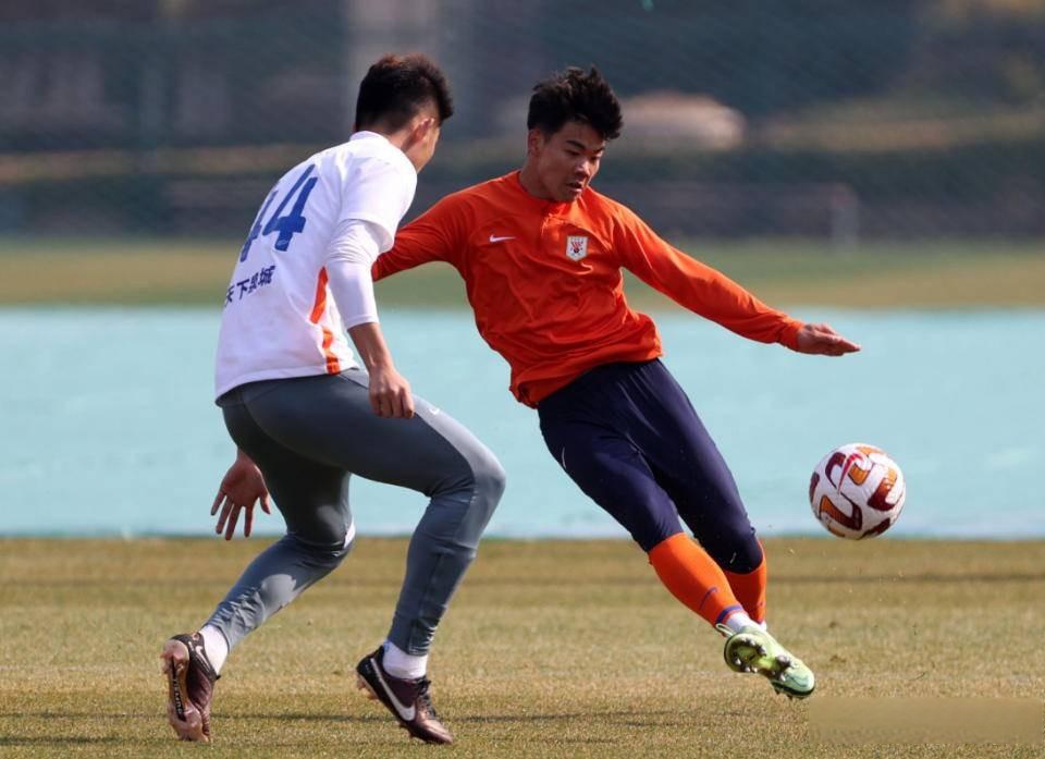 队员技战术全面发挥密守反击获胜 队员技战术全面发挥密守反击获胜