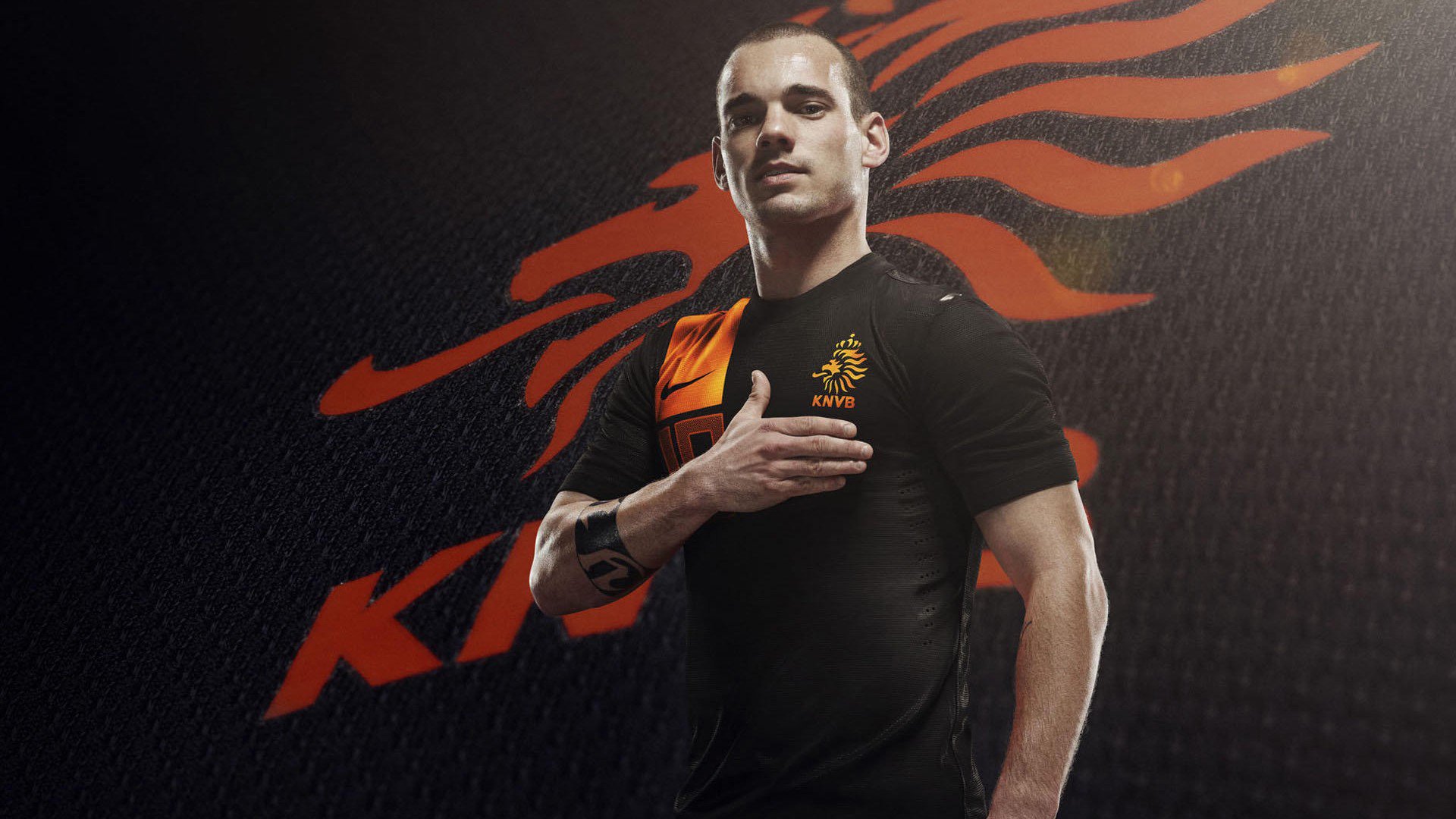 极限之夜，马克西在F1年度争冠压力下的完美爆发